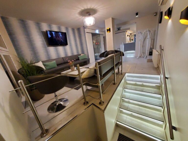 Aesthetic Budapest Plasztikai Sebészet váró